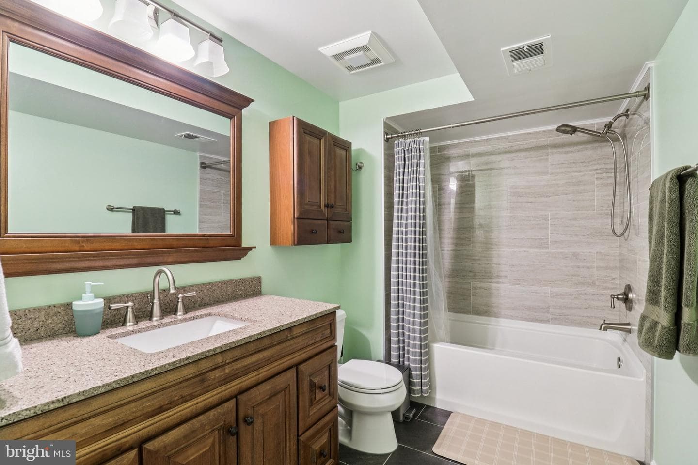 1694 Winterwood Court photo 45