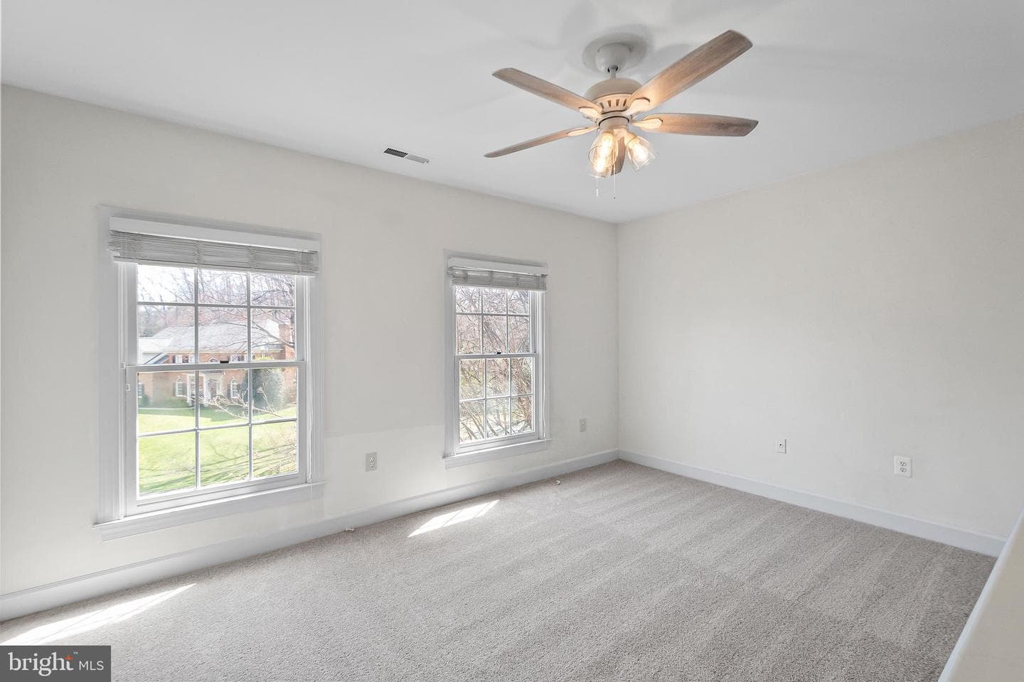 12187 Brecknock Street photo 27