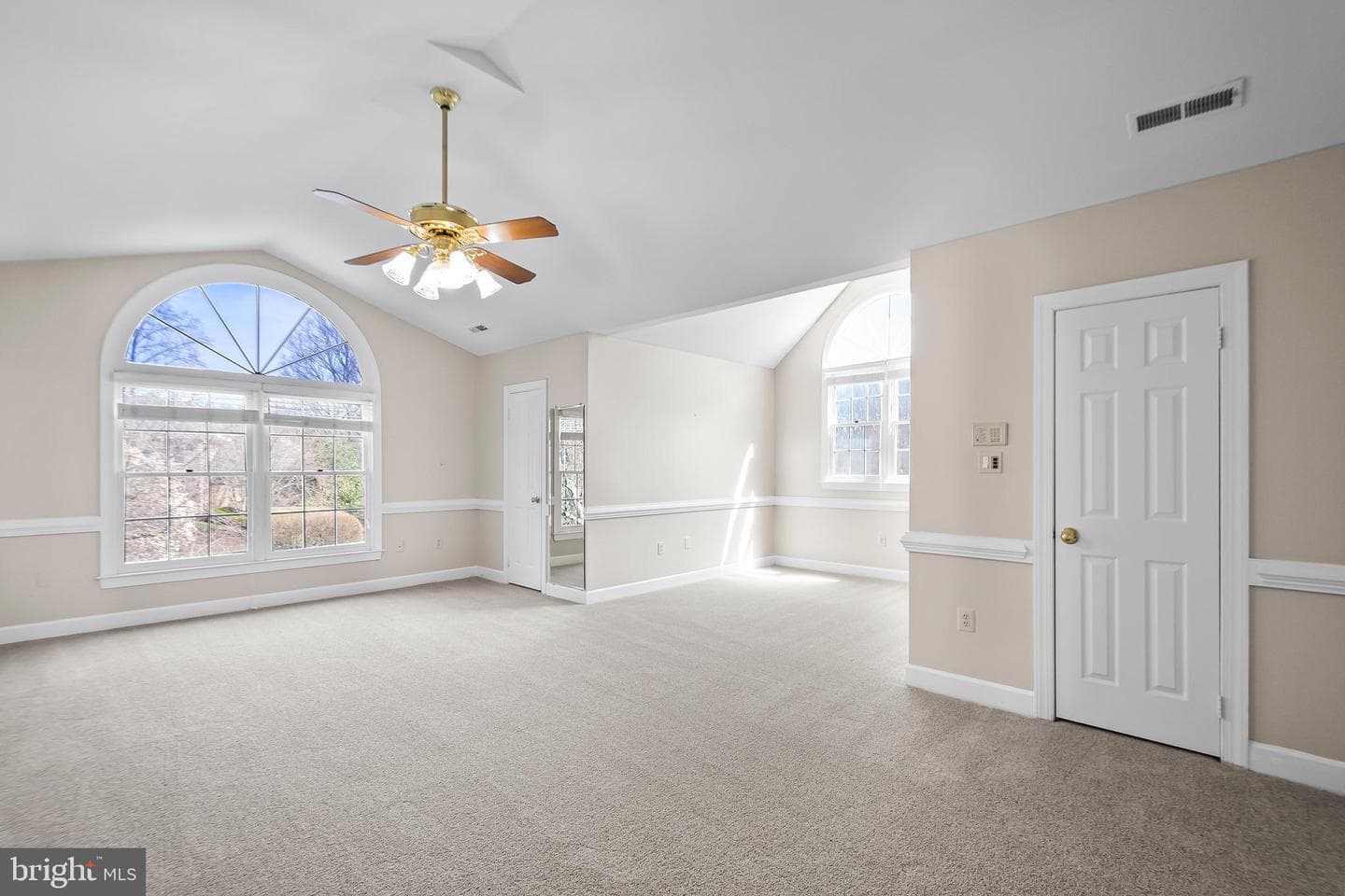 12187 Brecknock Street photo 34