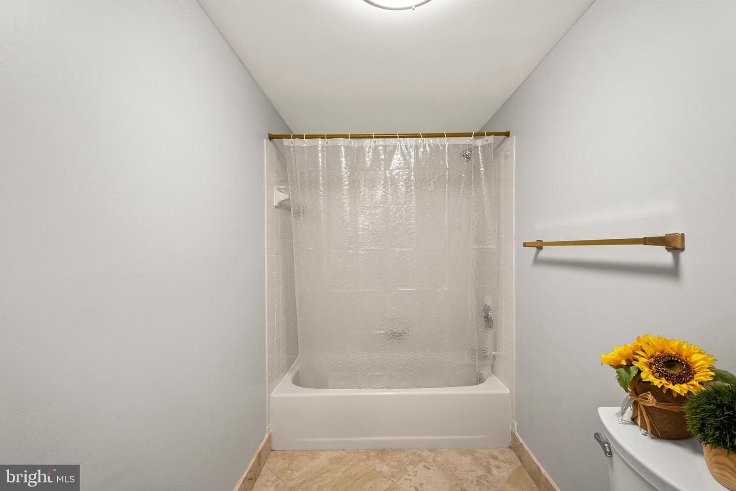 12187 Brecknock Street photo 47