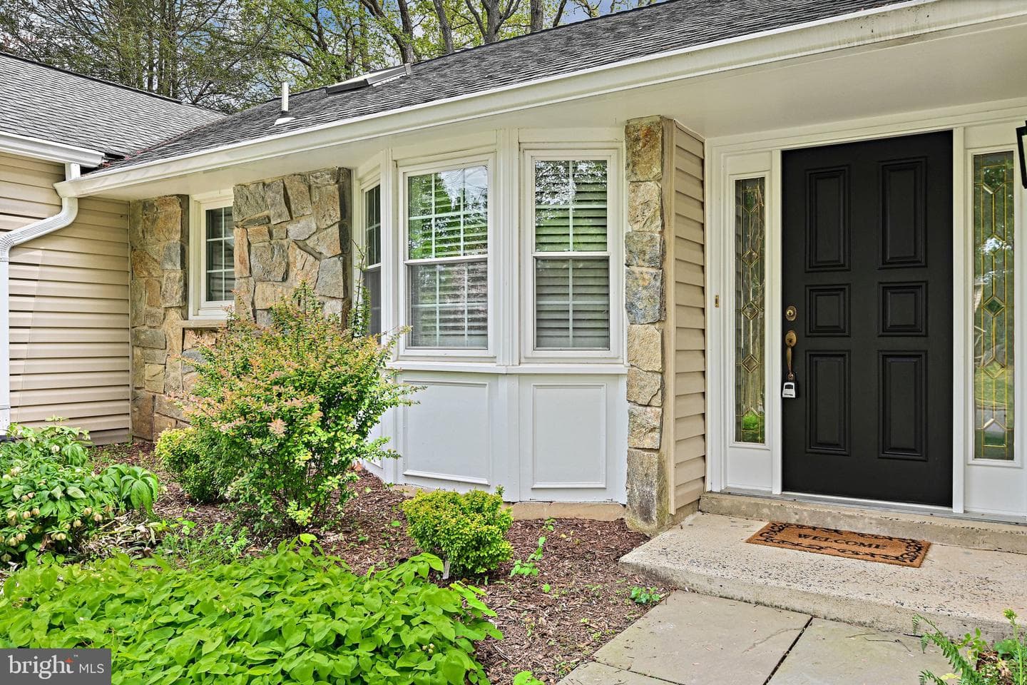 1505 Snughill Court photo 2