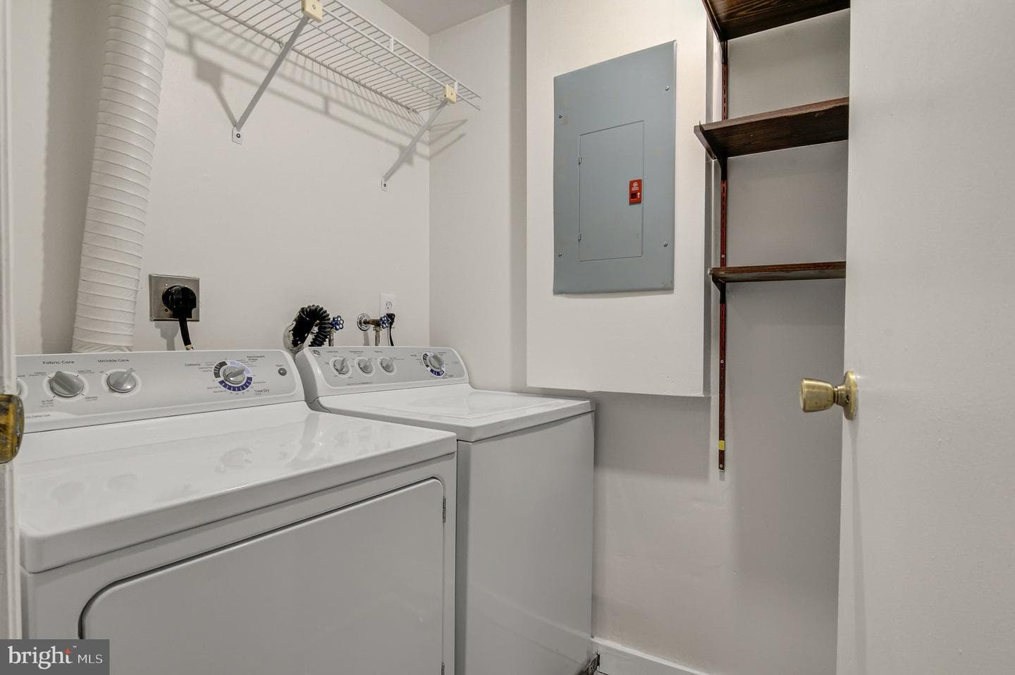 8380 Brockham Drive #29/80j photo 11