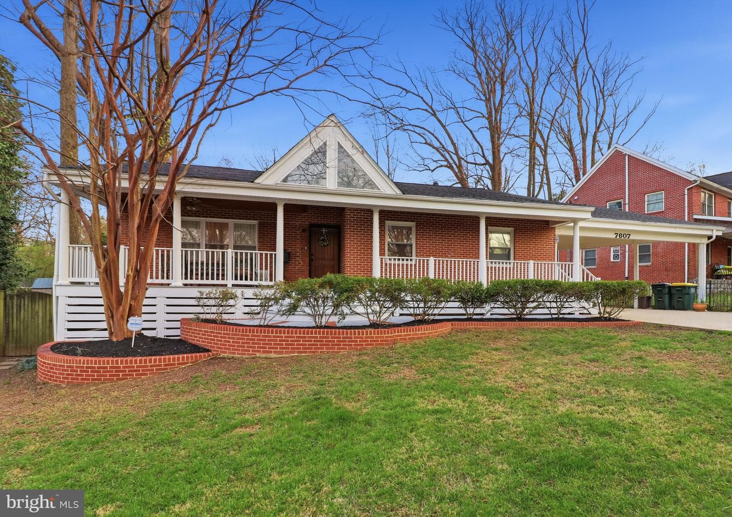 7607 Burnside Court photo 4