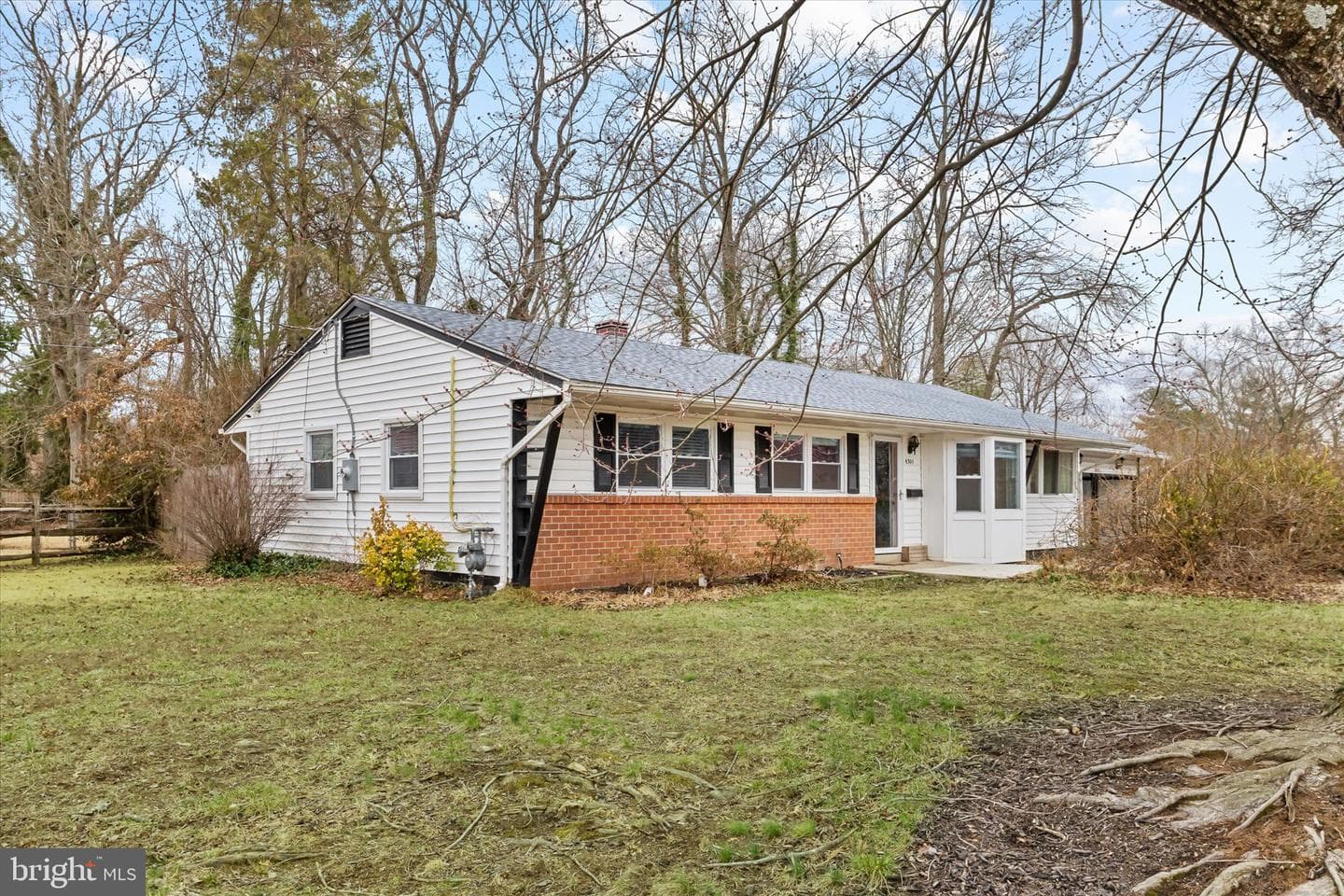 4301 Lawrence Street photo 4