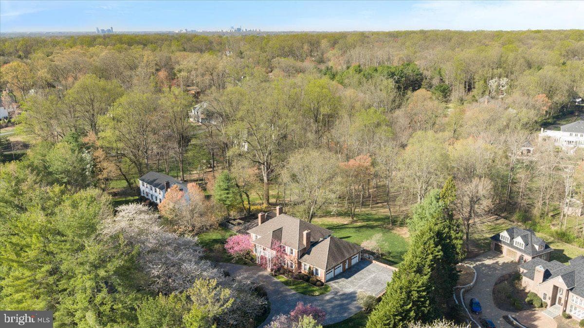 532 Walker Rd photo 79