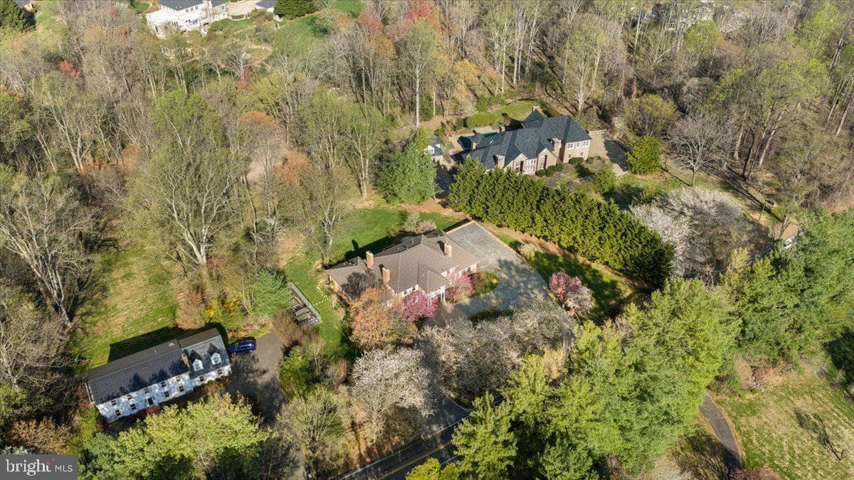 532 Walker Rd photo 93