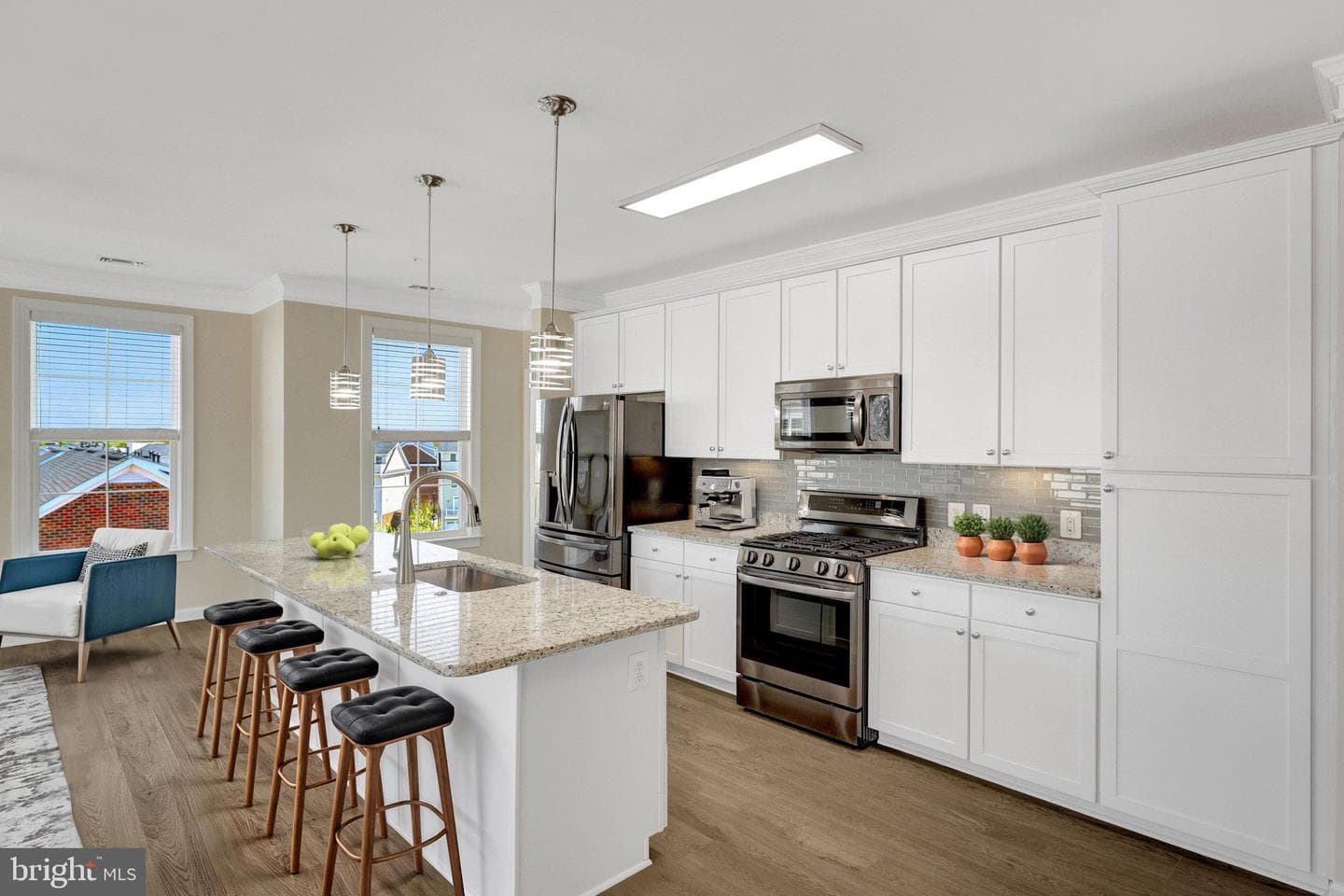 13723 Neil Armstrong Avenue #502 photo 2