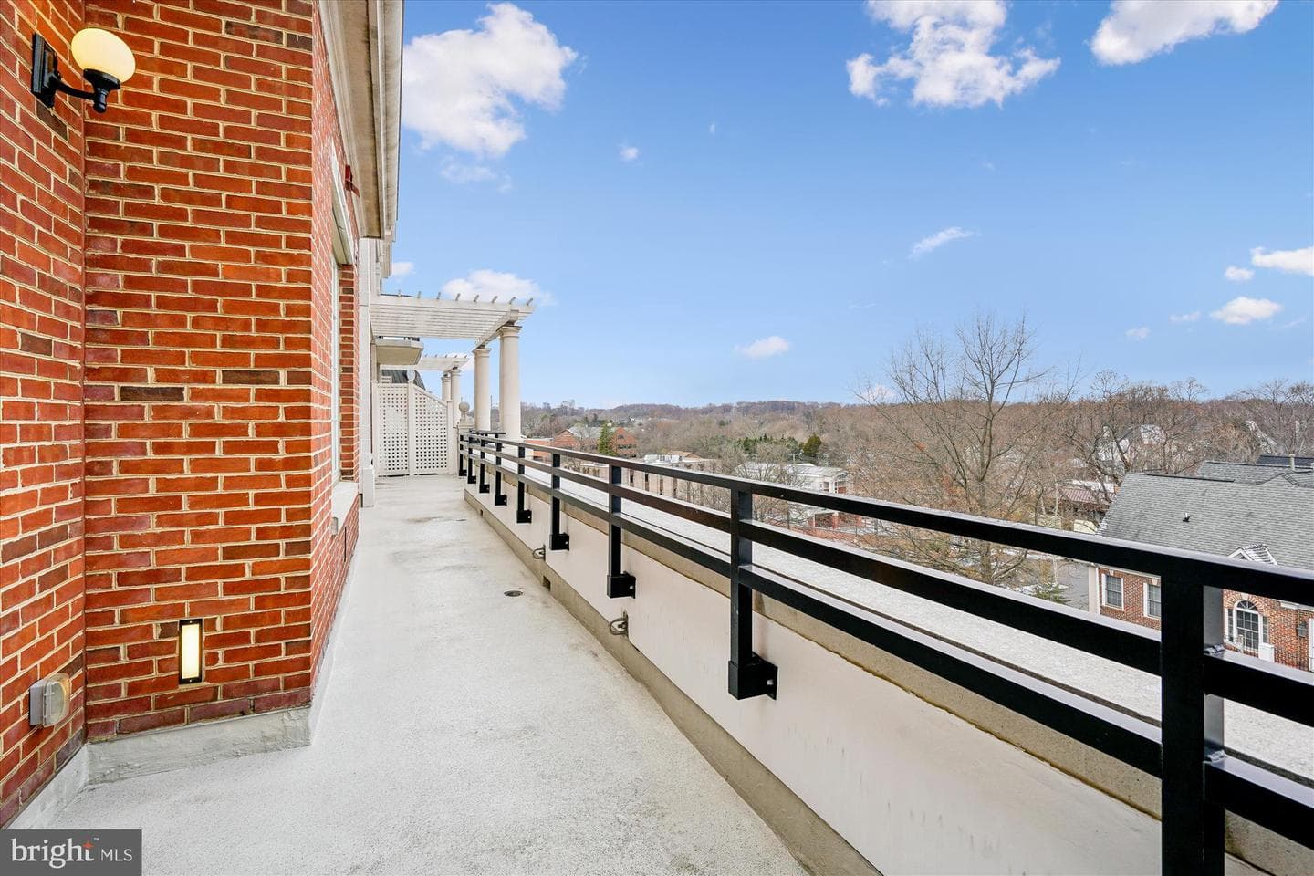 6900 Fleetwood Road #600 photo 2
