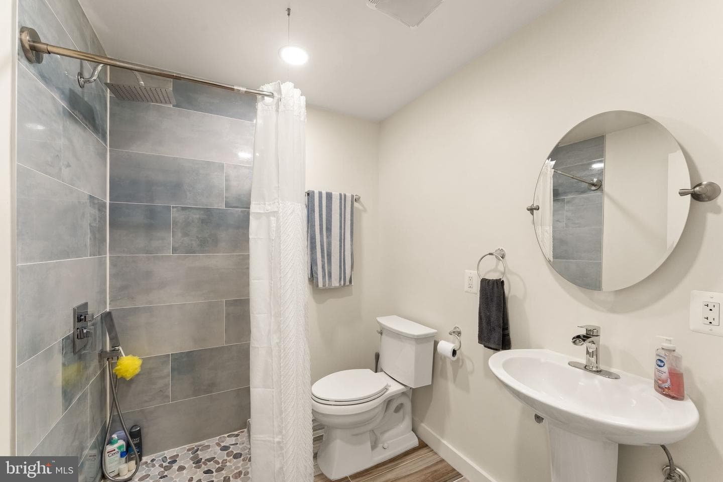 4418 Gilbertson Road photo 48