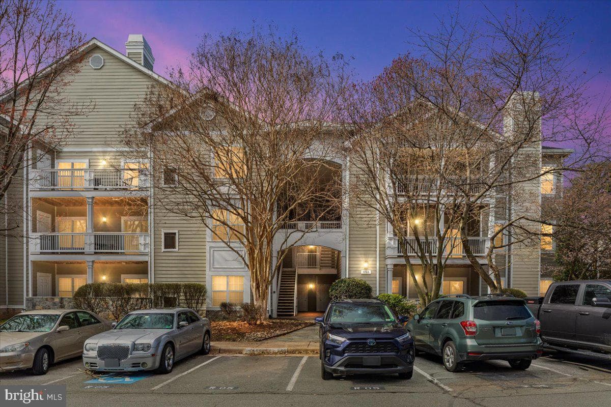 1705 Lake Shore Crest Drive #25 photo 23