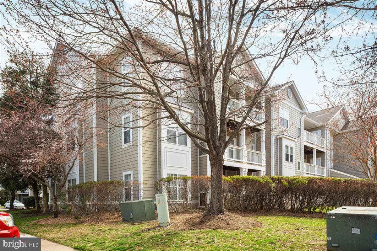 1705 Lake Shore Crest Drive #25 photo 27