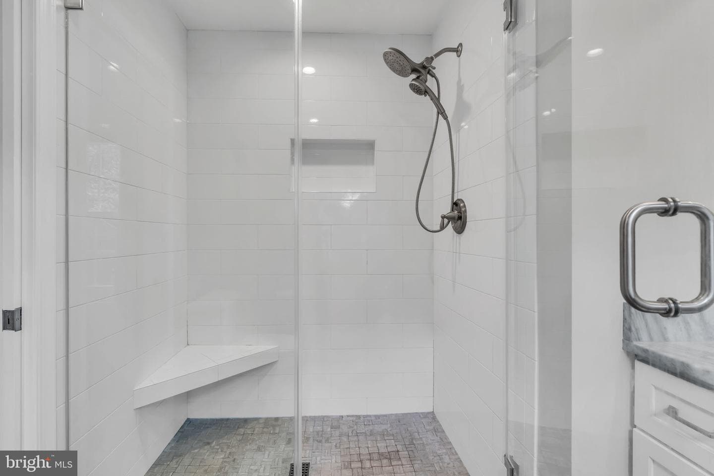 1606 Montmorency Drive photo 48