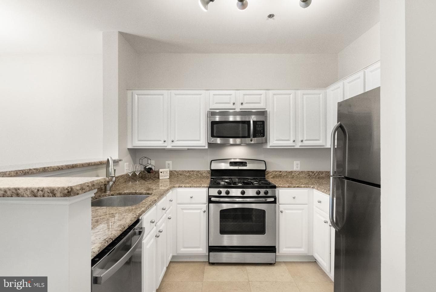1625 International Drive #203 photo 17
