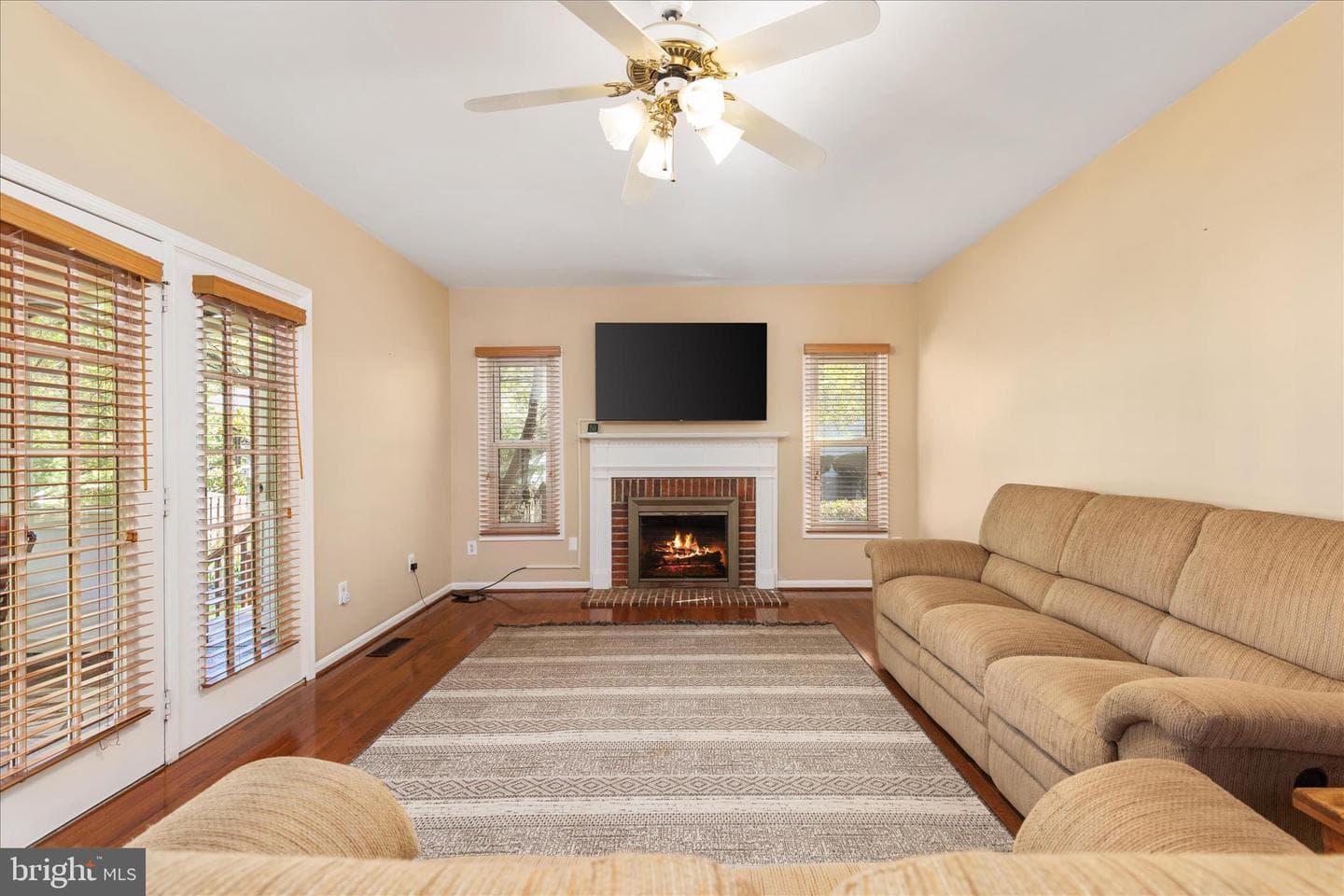 408 Woodgrove Court photo 17