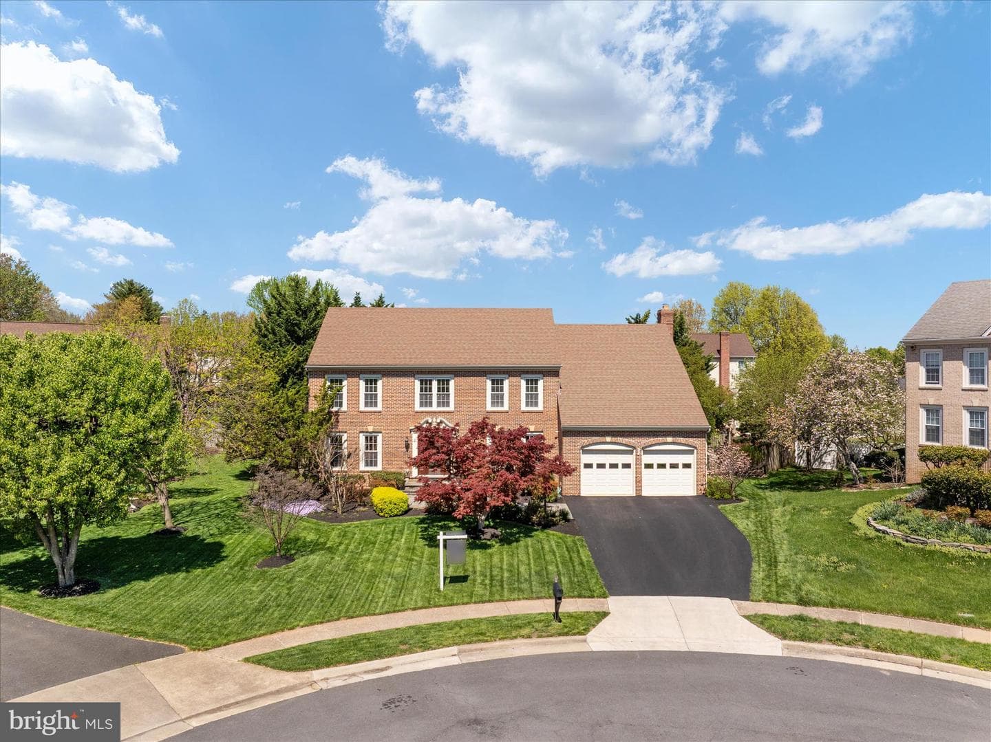 408 Woodgrove Court photo 3
