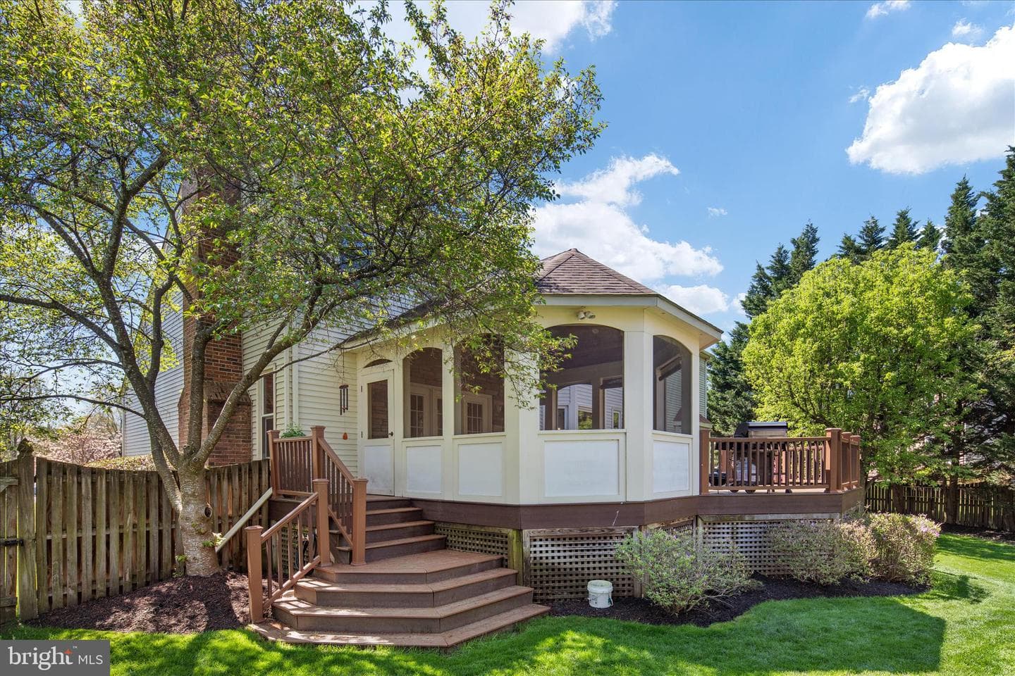 408 Woodgrove Court photo 33