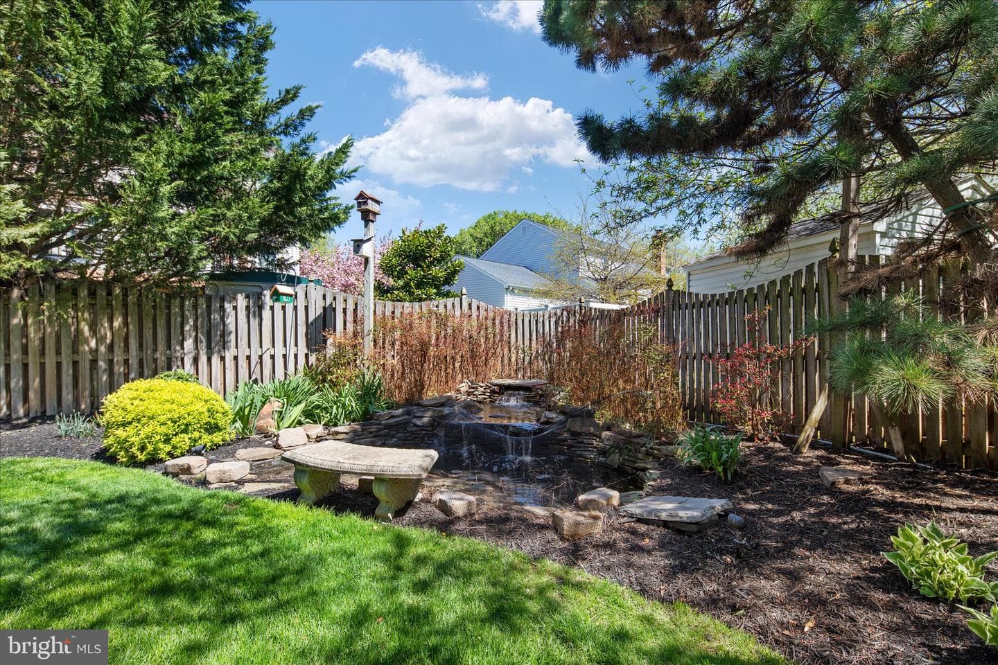 408 Woodgrove Court photo 34