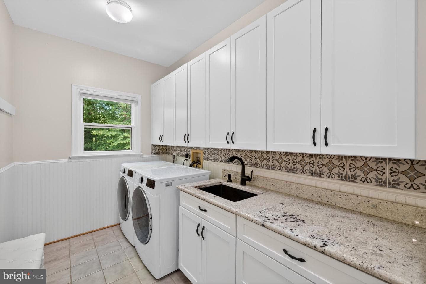 8704 Margaret Lane photo 16