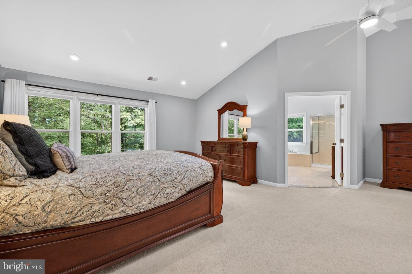 8704 Margaret Lane photo 23
