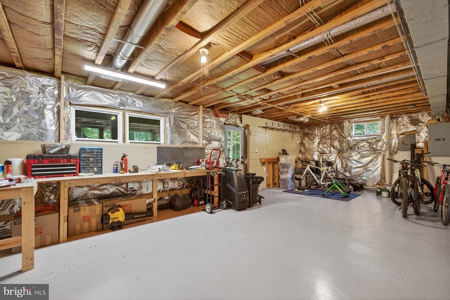 8704 Margaret Lane photo 44