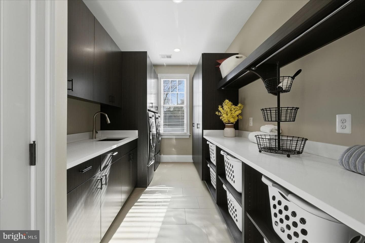 802 Cottage Street SW photo 36