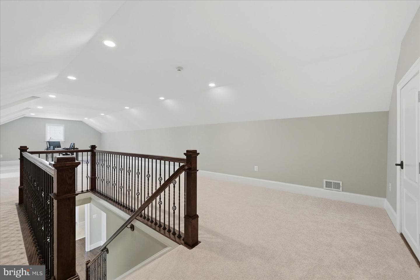 802 Cottage Street SW photo 66