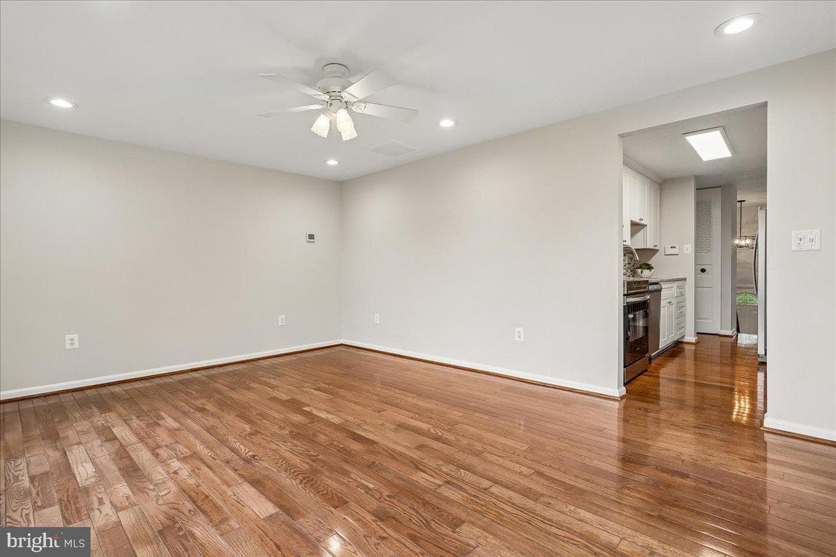 4407 Vantage Court photo 21