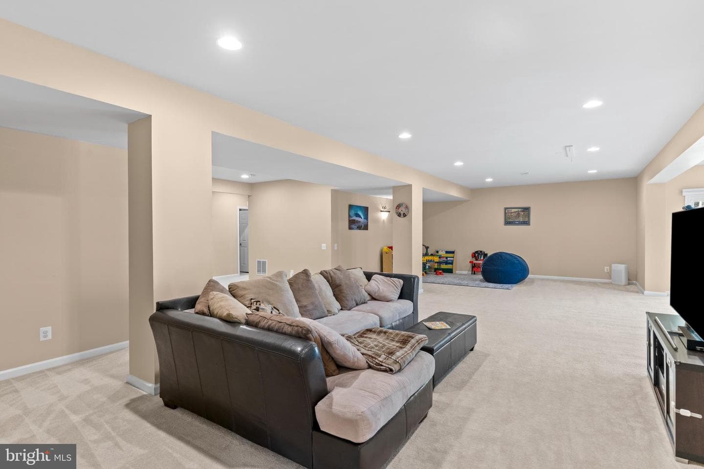 8840 Western Hemlock Way photo 29