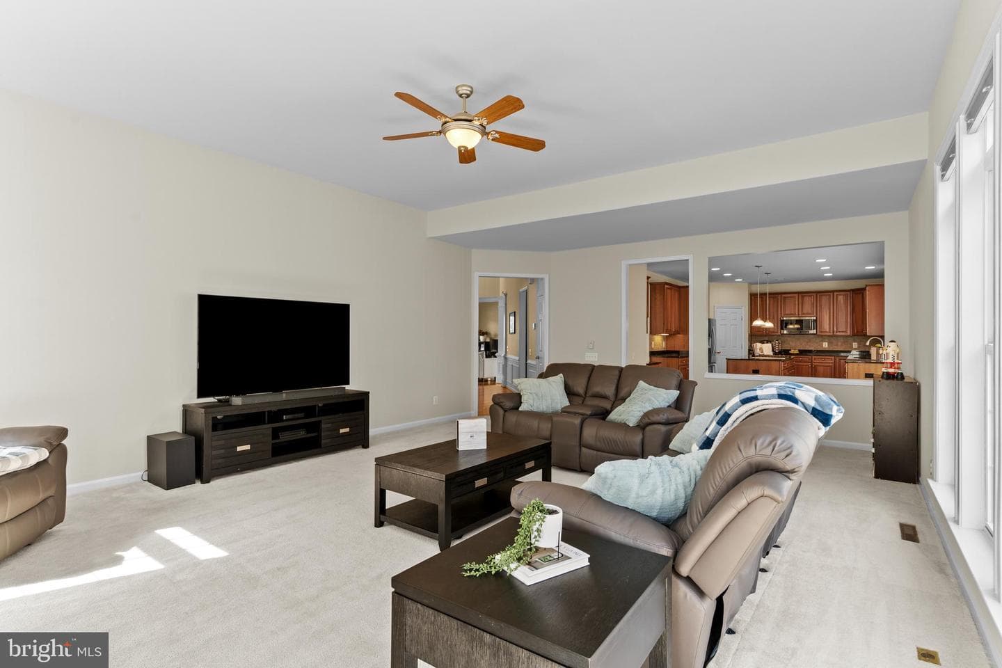 8840 Western Hemlock Way photo 6