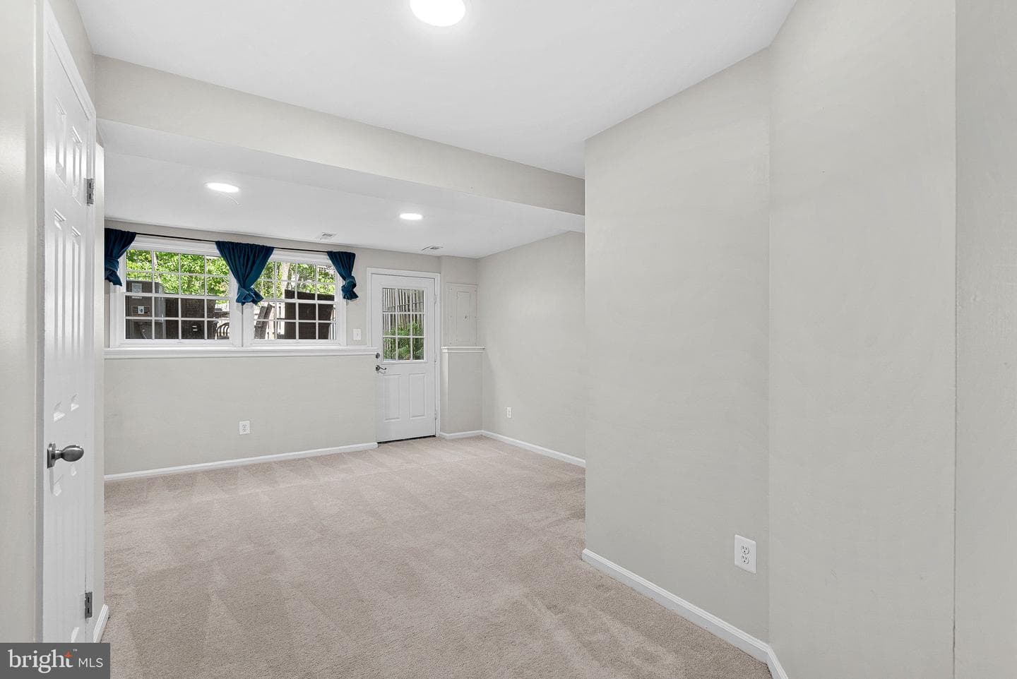 6511 Skylemar Trail photo 27