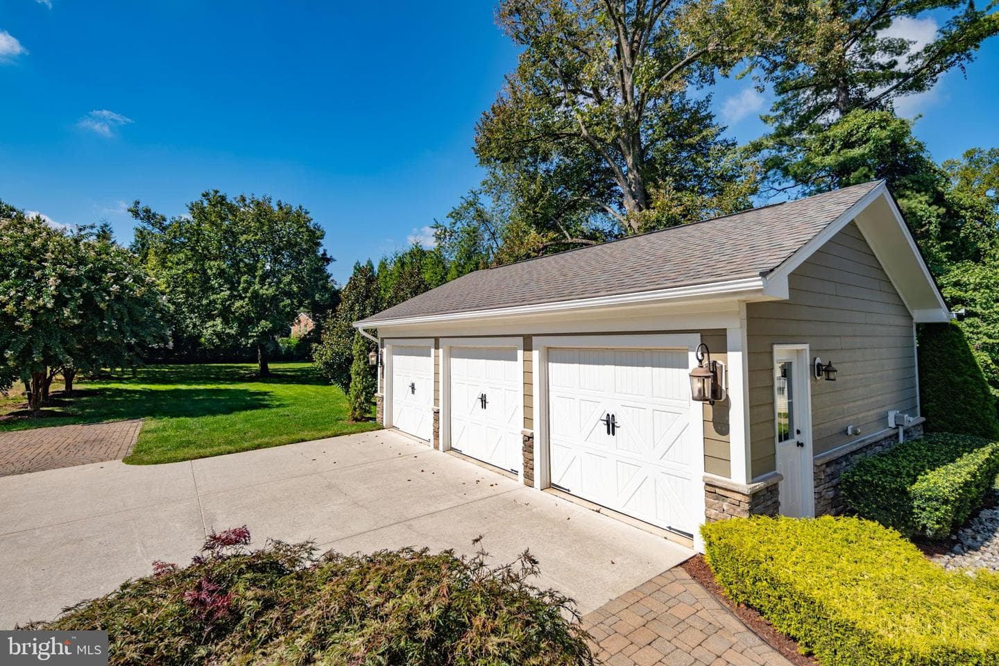 217 Pleasant Street SW photo 6