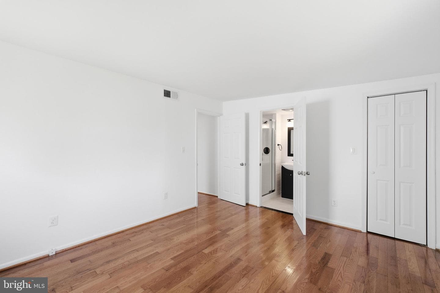 2146 Pimmit Drive photo 15