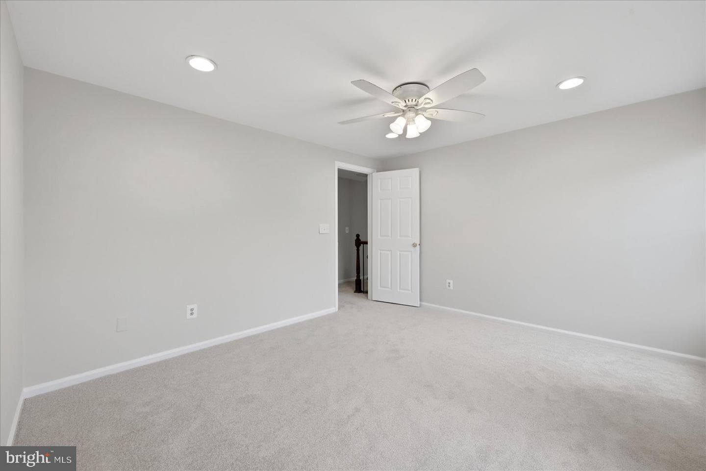 3244 Duck Pond Court photo 28