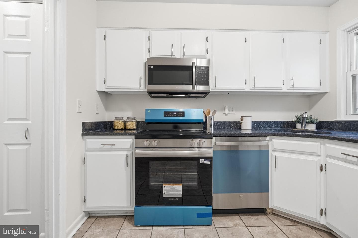 2938 Espana Court photo 13