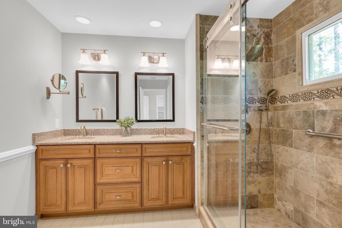 9701 Tree Hollow Court photo 34
