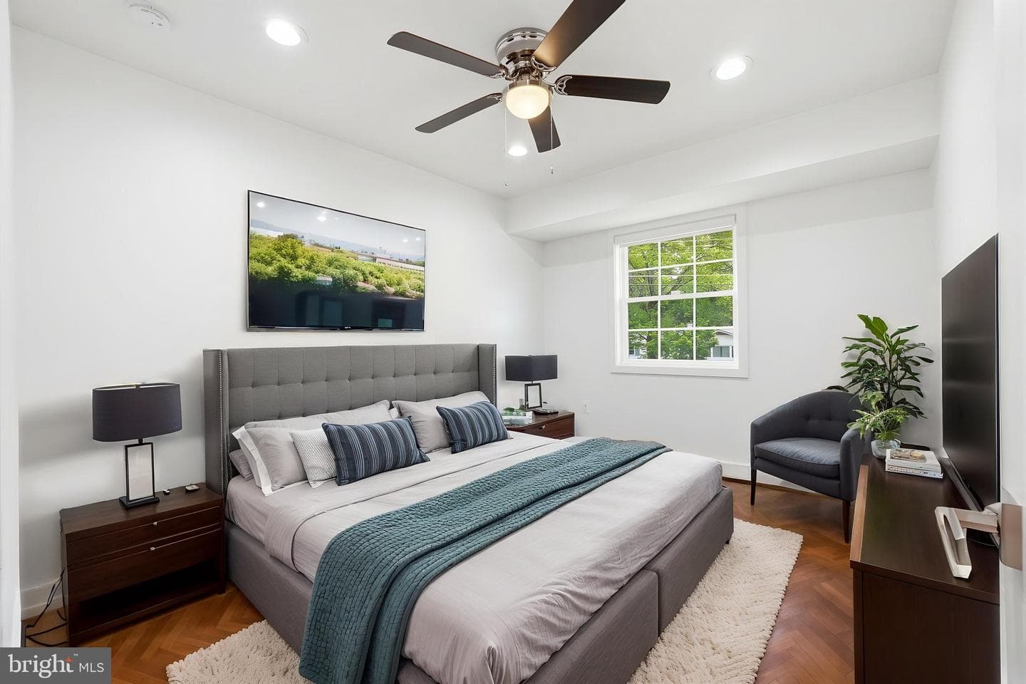 7504 Dolce Drive photo 19