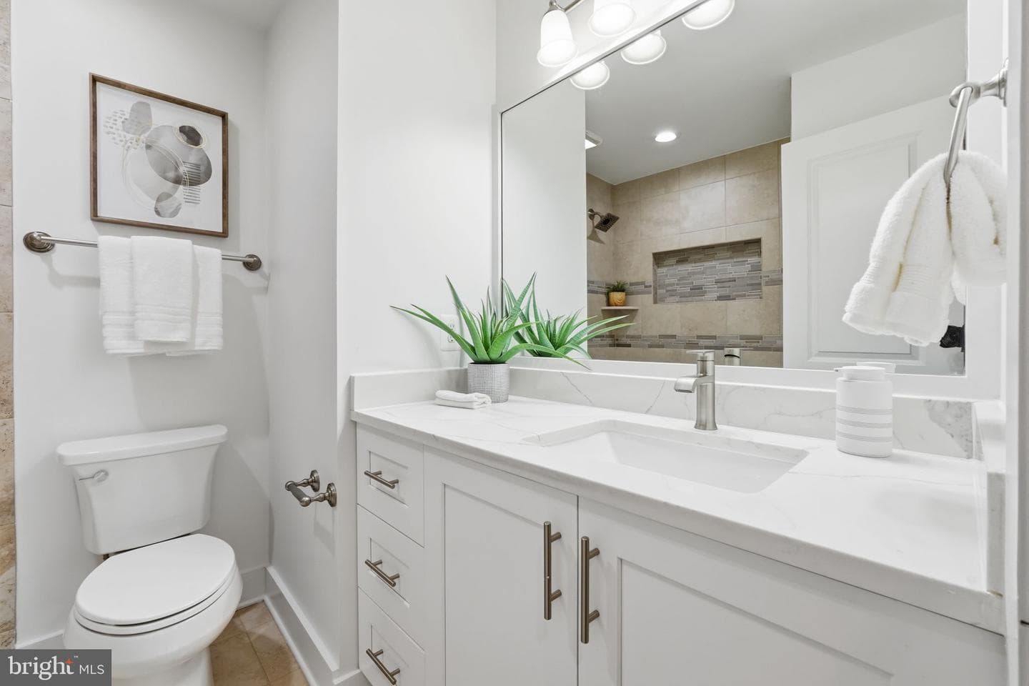 7504 Dolce Drive photo 22