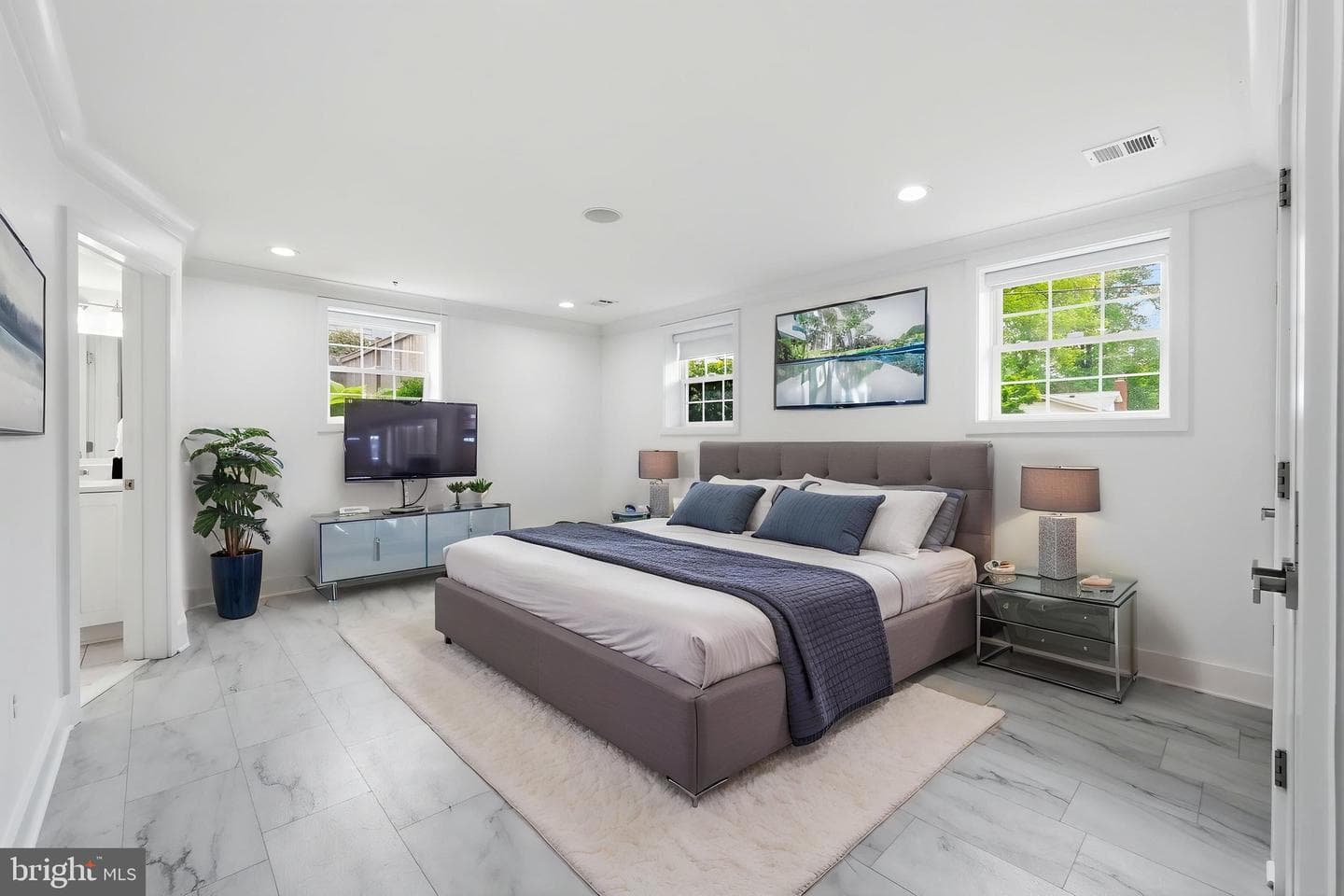 7504 Dolce Drive photo 23