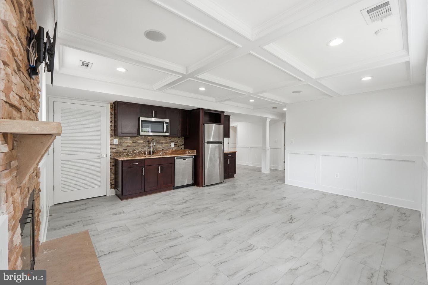 7504 Dolce Drive photo 30