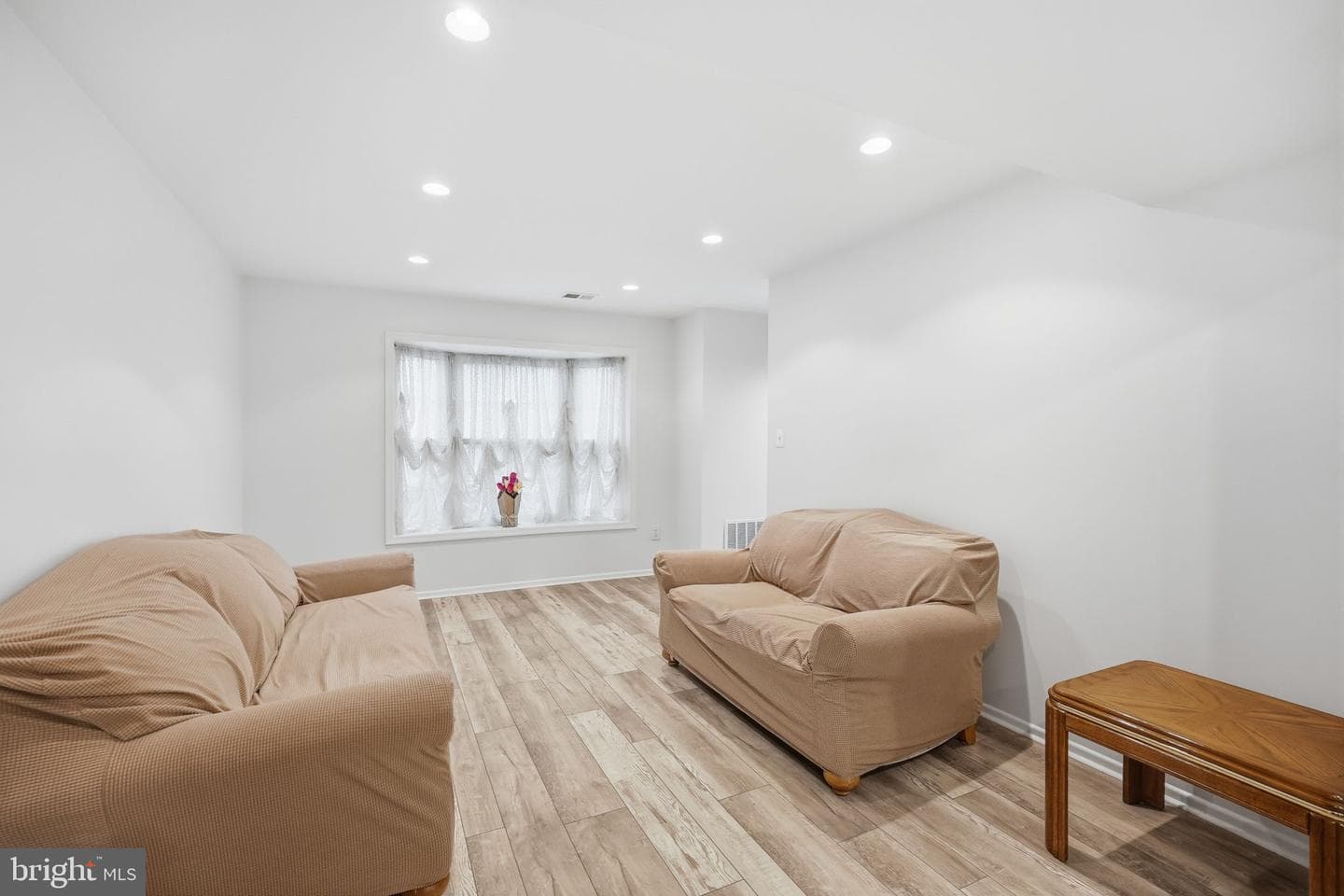 5672 Kirkham Court photo 14