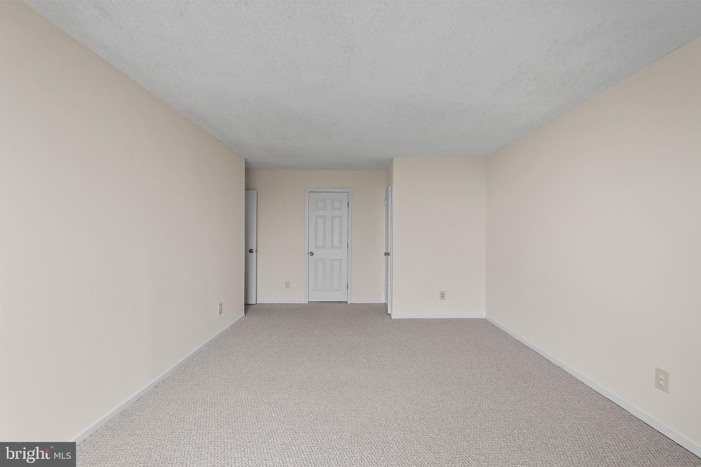 2300 Pimmit Drive #608 photo 21