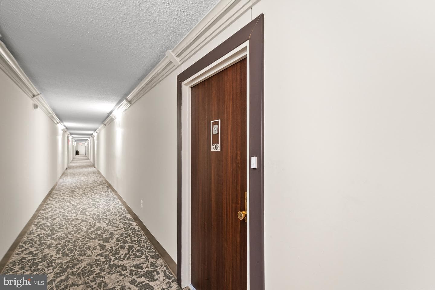 2300 Pimmit Drive #608 photo 5