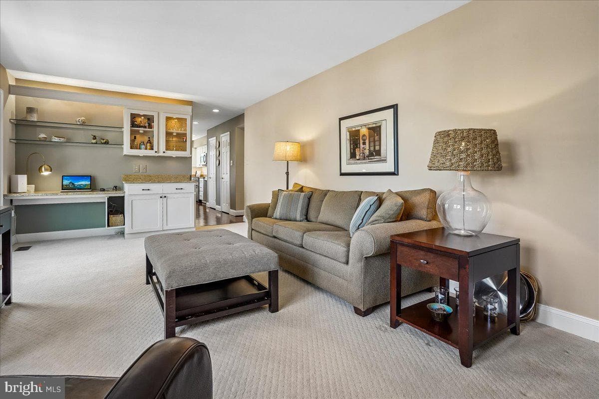 7801 Blue Jasmine Court photo 20