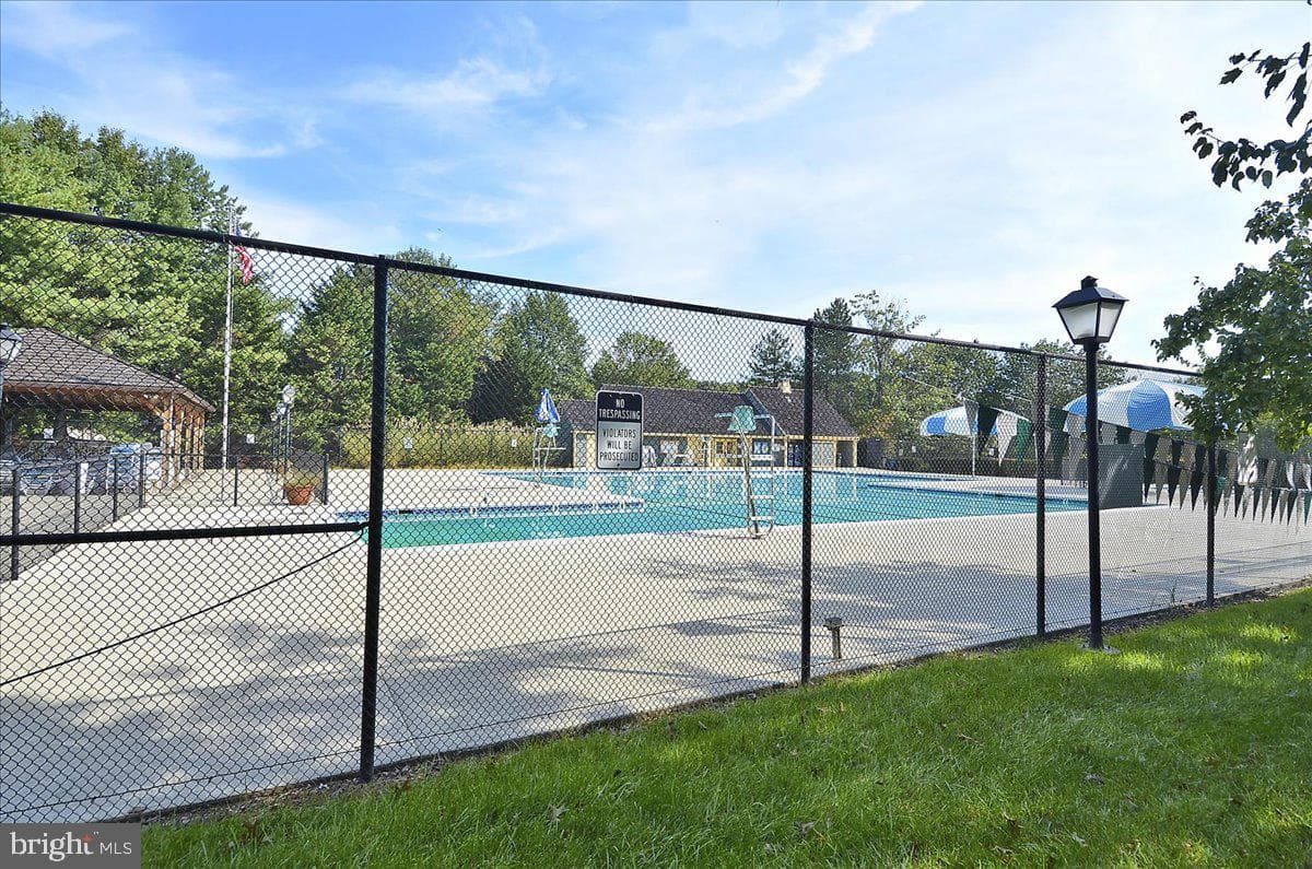 7801 Blue Jasmine Court photo 51