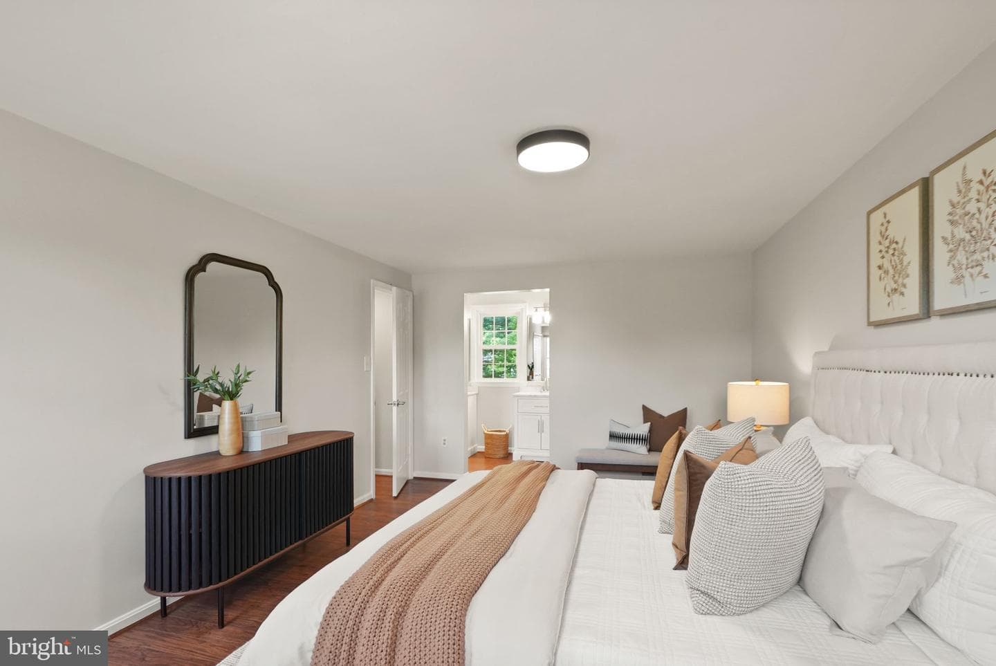 2592 John Milton Drive photo 31