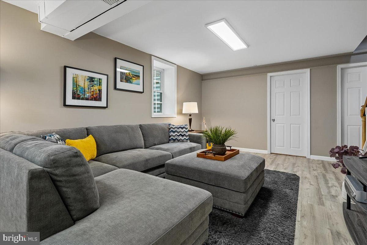 6404 Kings Landing Road photo 34