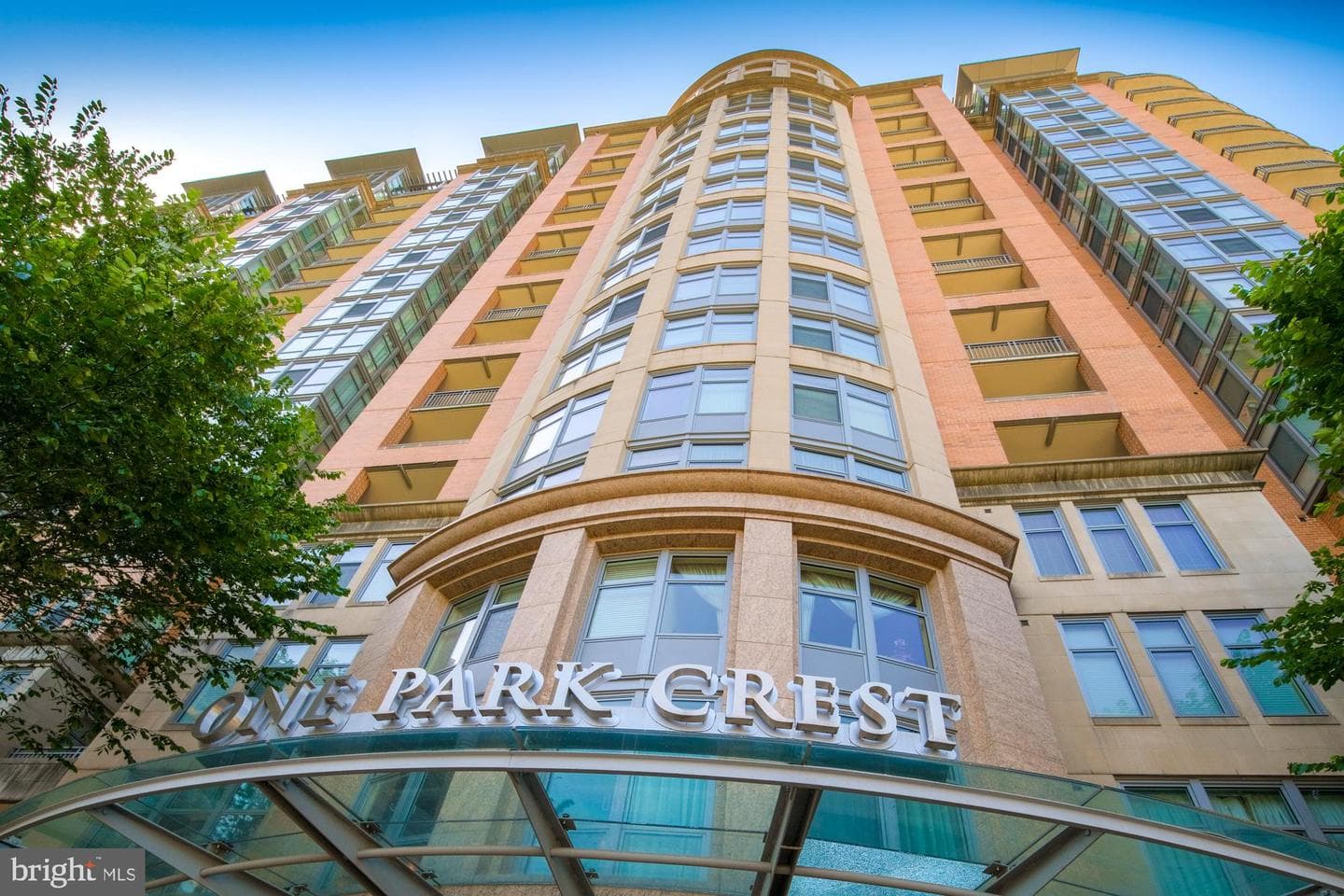 8220 Crestwood Heights Drive #1215, Mclean