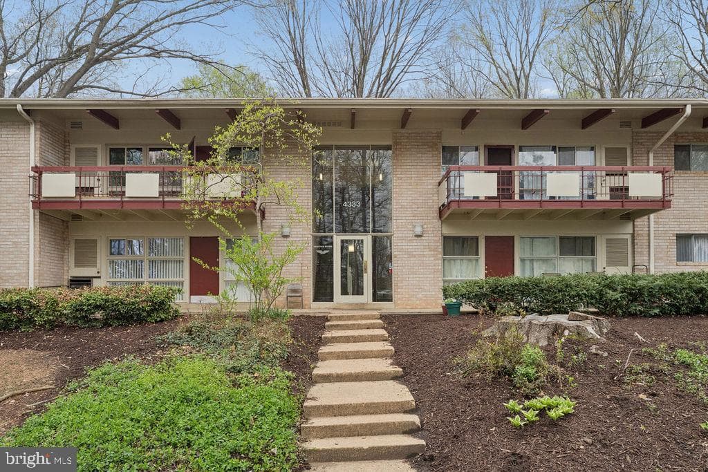4333 Americana Drive