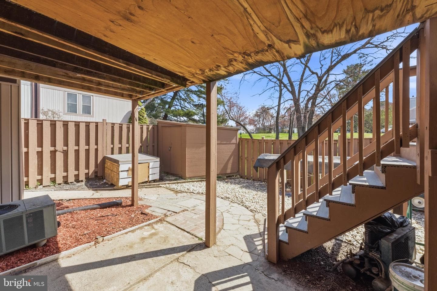 9710 Ashbourn Drive photo 33