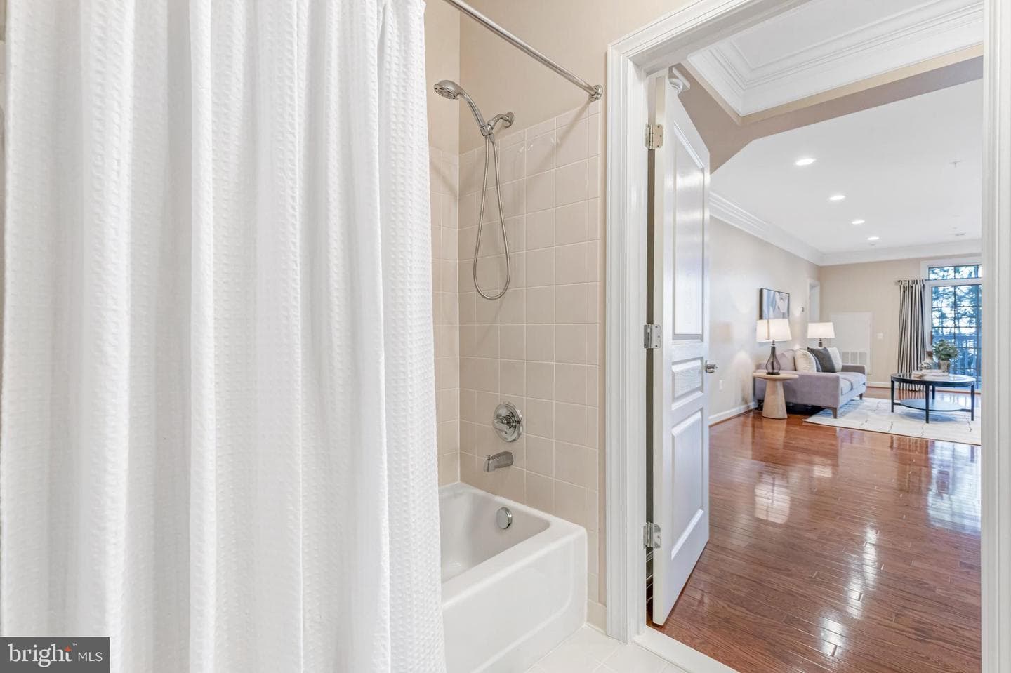 7860 Rolling Woods Court #304 photo 10